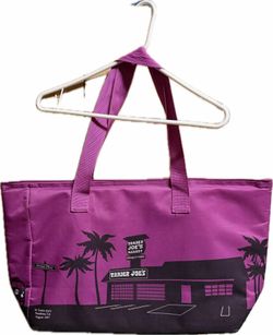 Trader Joe’s Insulated Bag Pink