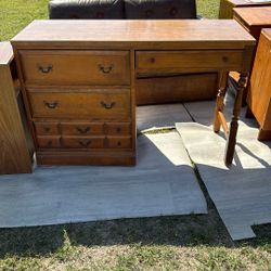 Small Desk.      Or Best Offer