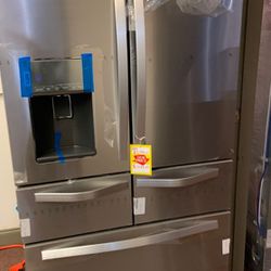 Whirlpool- WRV986FDEM - NEW refrigerator