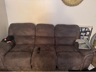 Electric reclining couch set