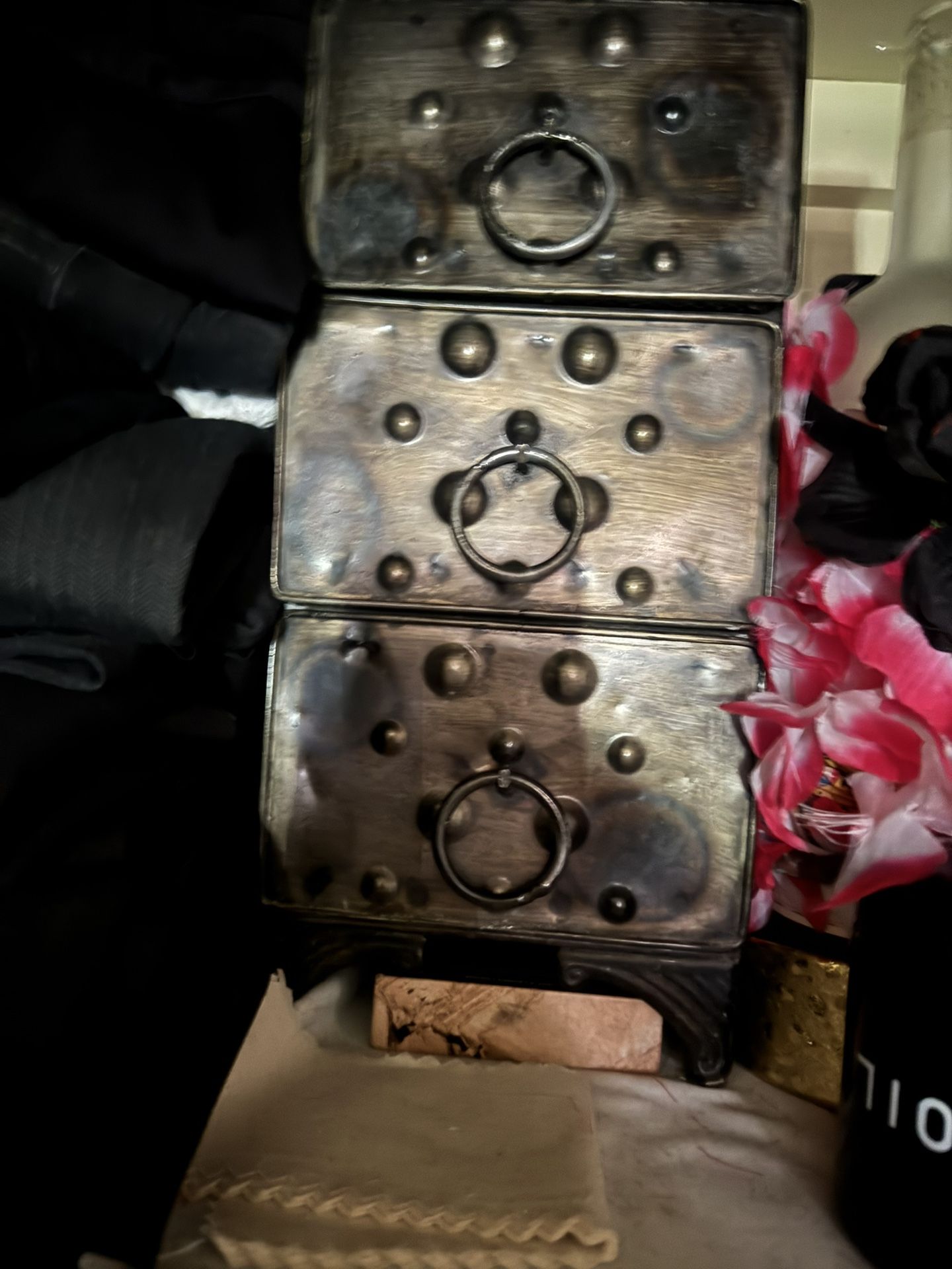 Vintage Pier1 Metal Wire Jewelry Box