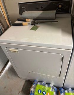 MAYTAG DRYER