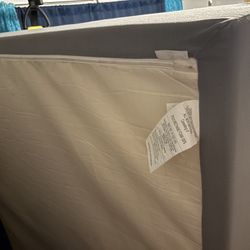 Zinus Full Size 12 Inch Green Tea Mattress