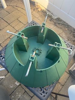 Large Green Plastic Christmas Tree Stand