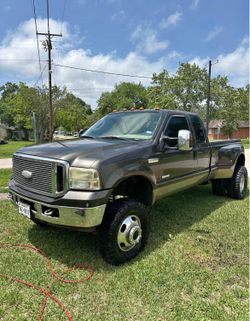 F250 7.3 DIESEL STARTER 8 LUG WHEELS