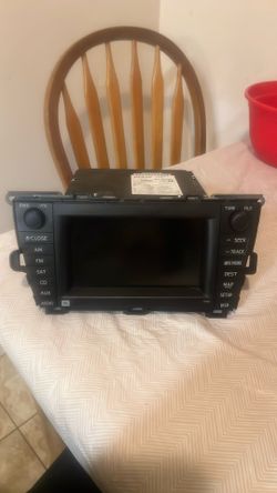 2011 Toyot Prius Factory Head unit.