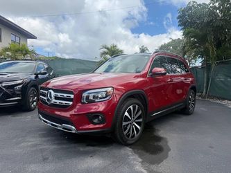 2023 Mercedes-Benz GLB 250