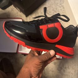 Salvatore Ferragamo Sz8.5