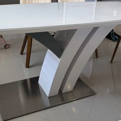 Glass Dining table 