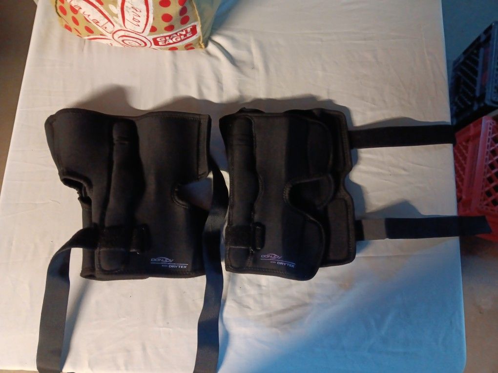 Knee Braces - Left & Right