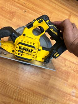 Dewalt sierra para partes for parts u you can fix it