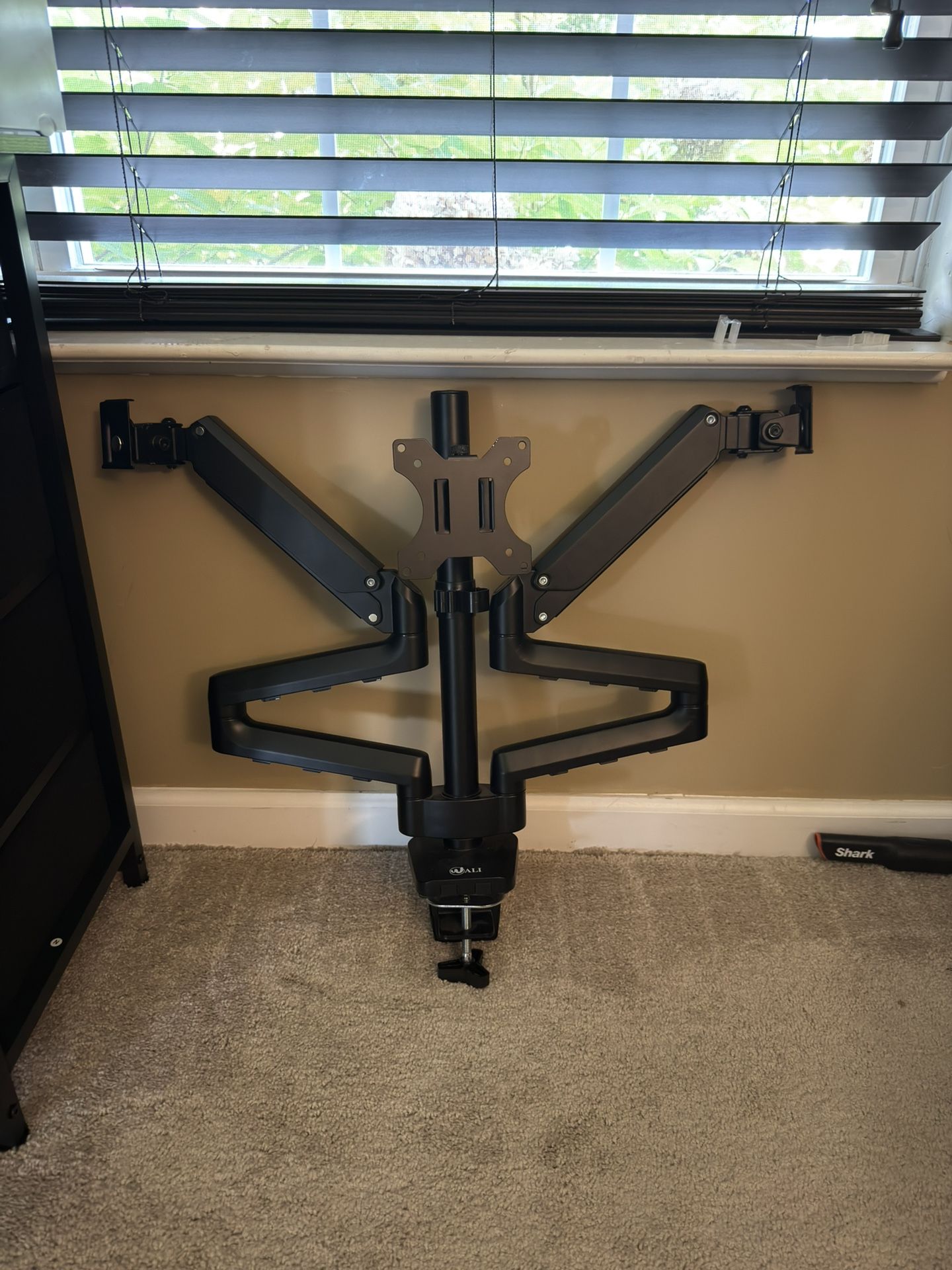 Wali 3 Monitor Mount