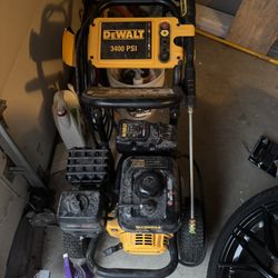 3400 PSI 2.5 GPM Cold Water Gas Pressure Washer with PressuReady DeWalt 208cc Engine