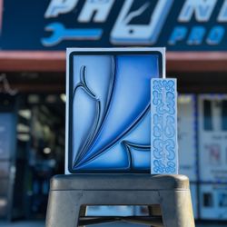 iPad Air 13in M2 Chip-Apple Pencil Available 