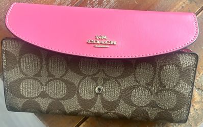 Coach wallet