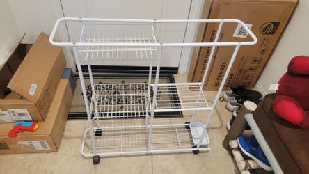Laundry organizer cart
