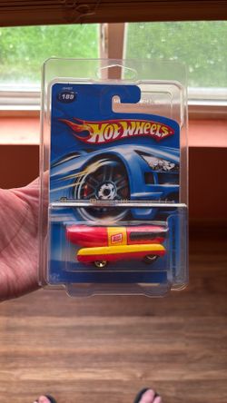Oscar Mayer Winermobile HOT WHEELS