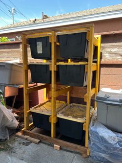 Custom Tote Shelf’s