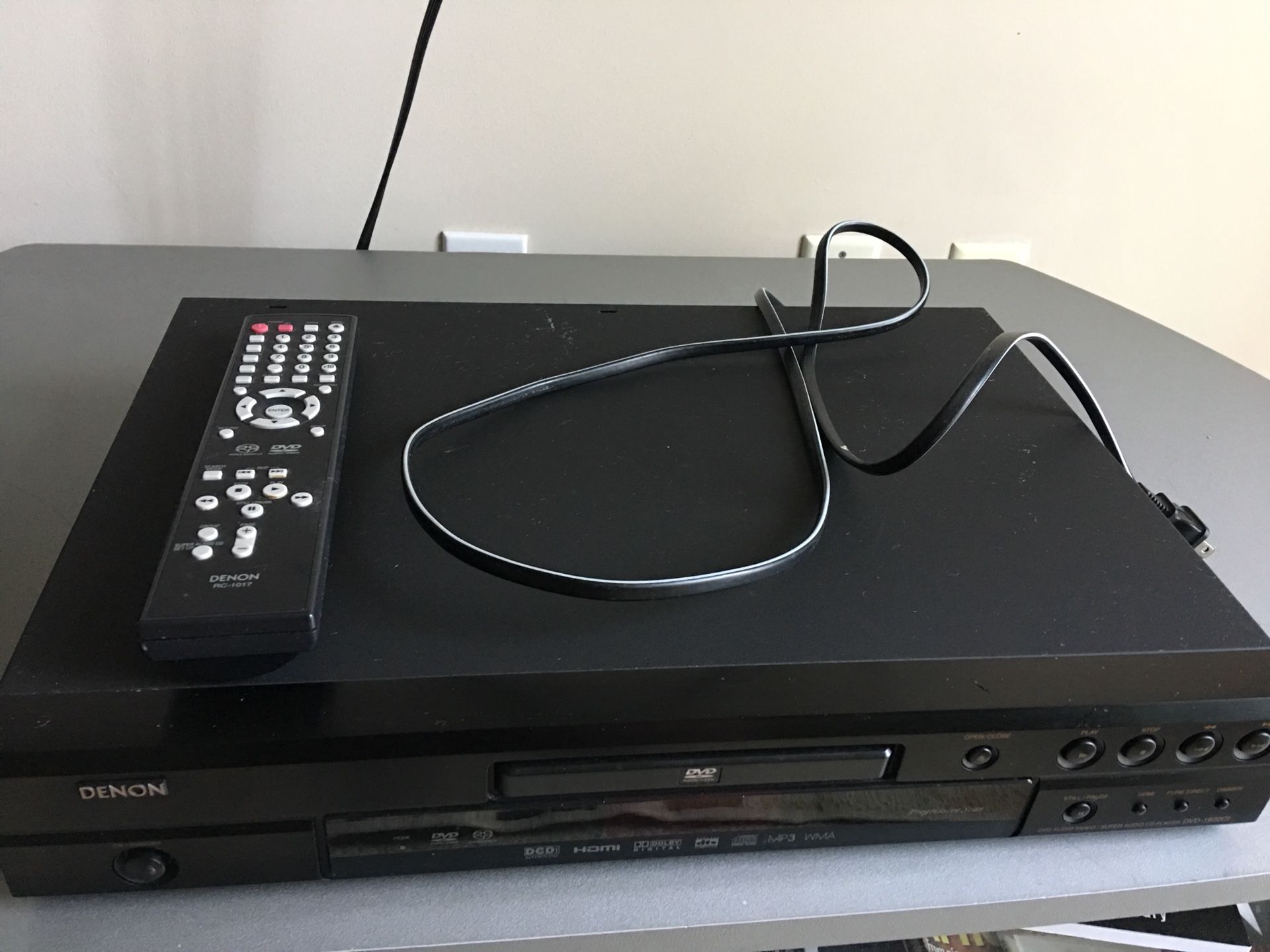 Dennon DVD player