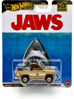 Hot Wheels Premium 1:64 Scale Diecast Model - ‘75 Chevy Blazer Custom (JAWS)