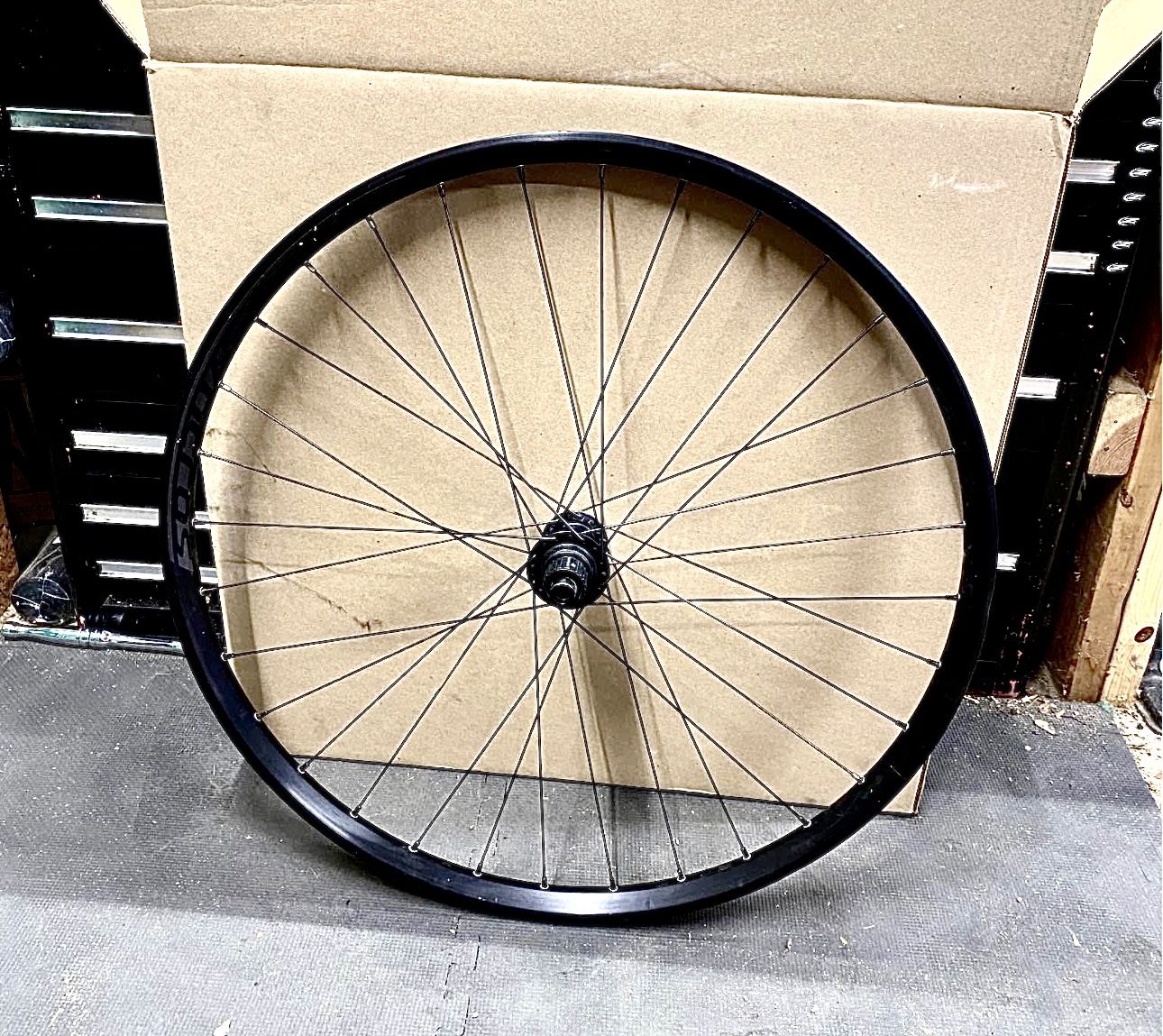 29 inch rear wheel 148mm through axle (micro spline) NEW out of the box 📦