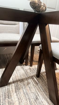 Glass Table with 4 chairs