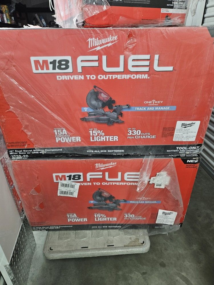 M18 FUEL 18V Lithium-Ion Brushless Cordless 12 in. Dual Bevel Sliding Compound Miter Saw (Tool-Only)