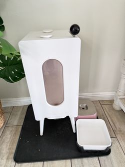 Dog feeder with lever & bowl