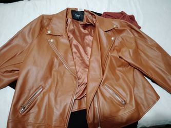 Torrid jacket 2x gone 3