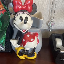 Minnie Mouse Scentsy Warmer