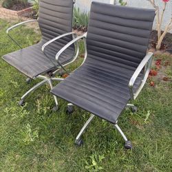 Modern Rolling Office Chairs – Black Ribbed Leather Style (Set of 2)