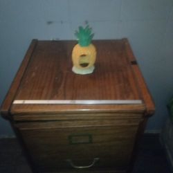 Yellow Decoration For Fish Tank 