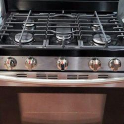 Samsung Stove Like New