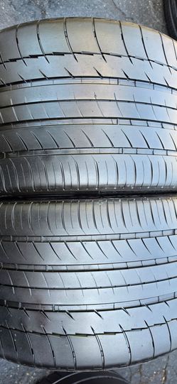 2 tires 305/30zr19 michelin pilot sport N2