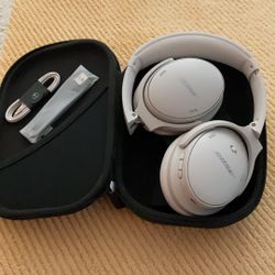 Bose Quiet Comfort Headphones
