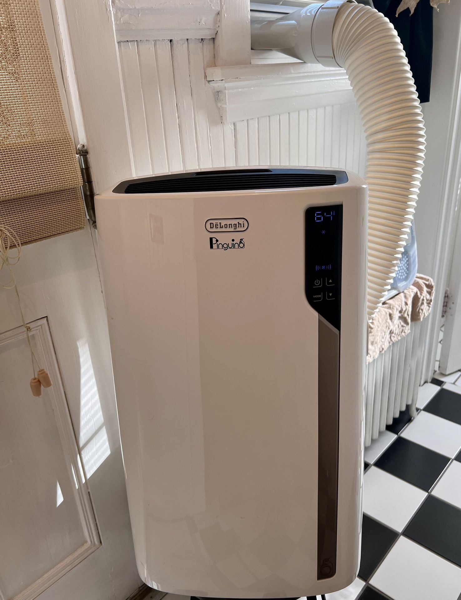 PORTABLE 4 IN 1 AC,DEHUMIDIFIER, FAN,ECT.