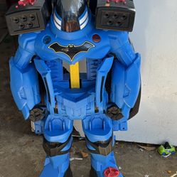 Fisher-Price Imaginext DC Super Friends Batbot Xtreme toy