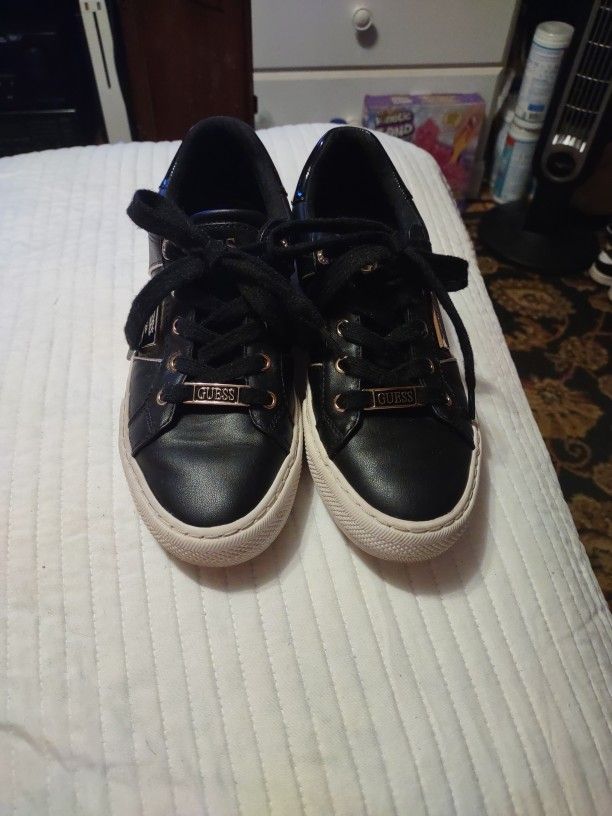 Guess Sneakers