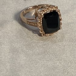 Ladies  Onyx Ring. Size 8. Rose Gold Over Sterling Silver 