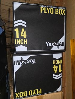 LABOR DAY SPECIAL $65 REGULAR PRICE $70 12"x14"x16"Soft-Padded Plyo Box With Wooden Core, Non-Slip Multi-Use Cushioned Plyometric Jump Box with Vinyl 