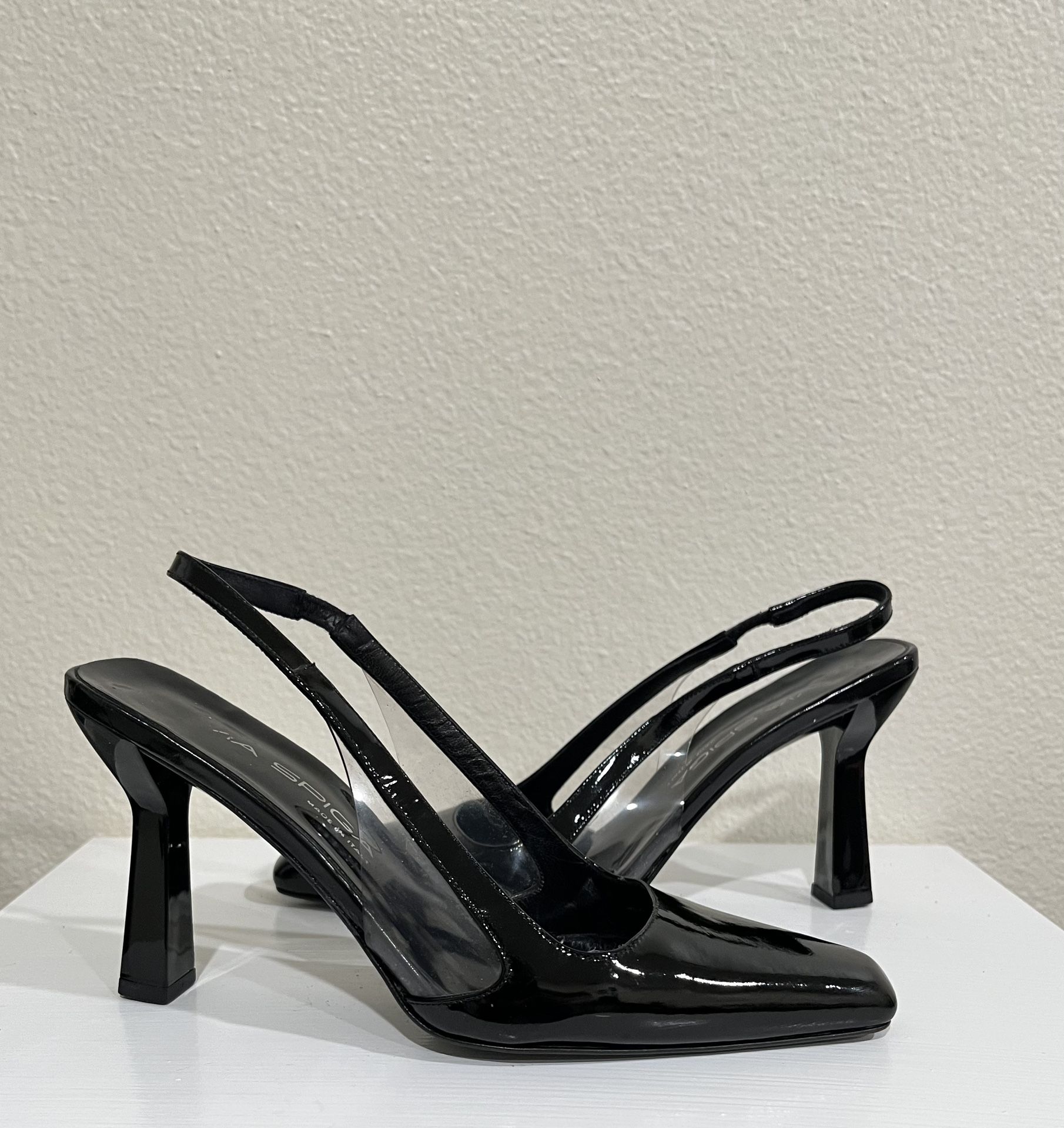 Vía Spiga Paisley Black Patent Leather Sling back Heels