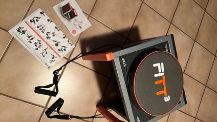 Fitness workout cube