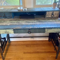 Unique Desk And Massage/heated Desk Chair 