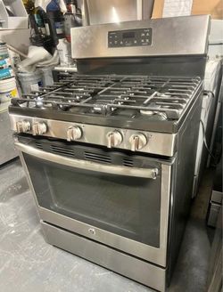 30 inch General Electric Gas Stove
