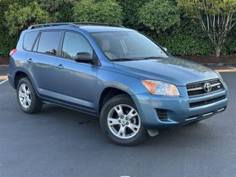 2011 Toyota RAV4 4X4 ONLY 64K MILES