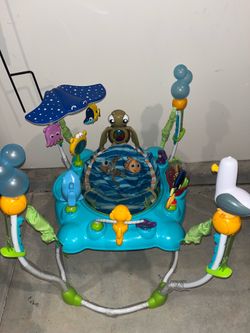 Nemo bouncer perfect for 6m+