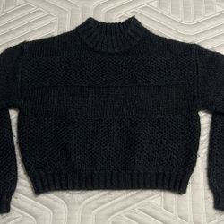 Black Cropped Sweater 
