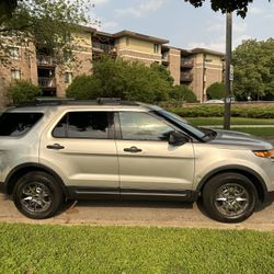 2012 Ford Explorer
