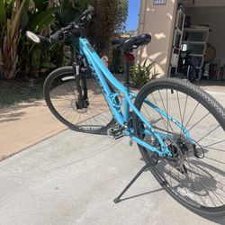 Trek Neko 2 Women’s Hybrid Bike – XS (14”)