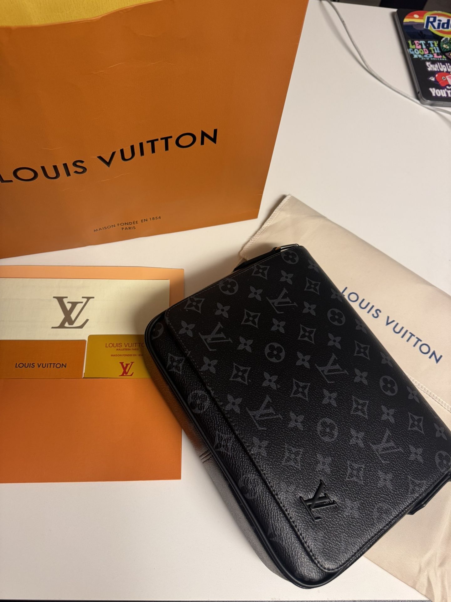 Louis Vuitton Messenger Bag (NEW)